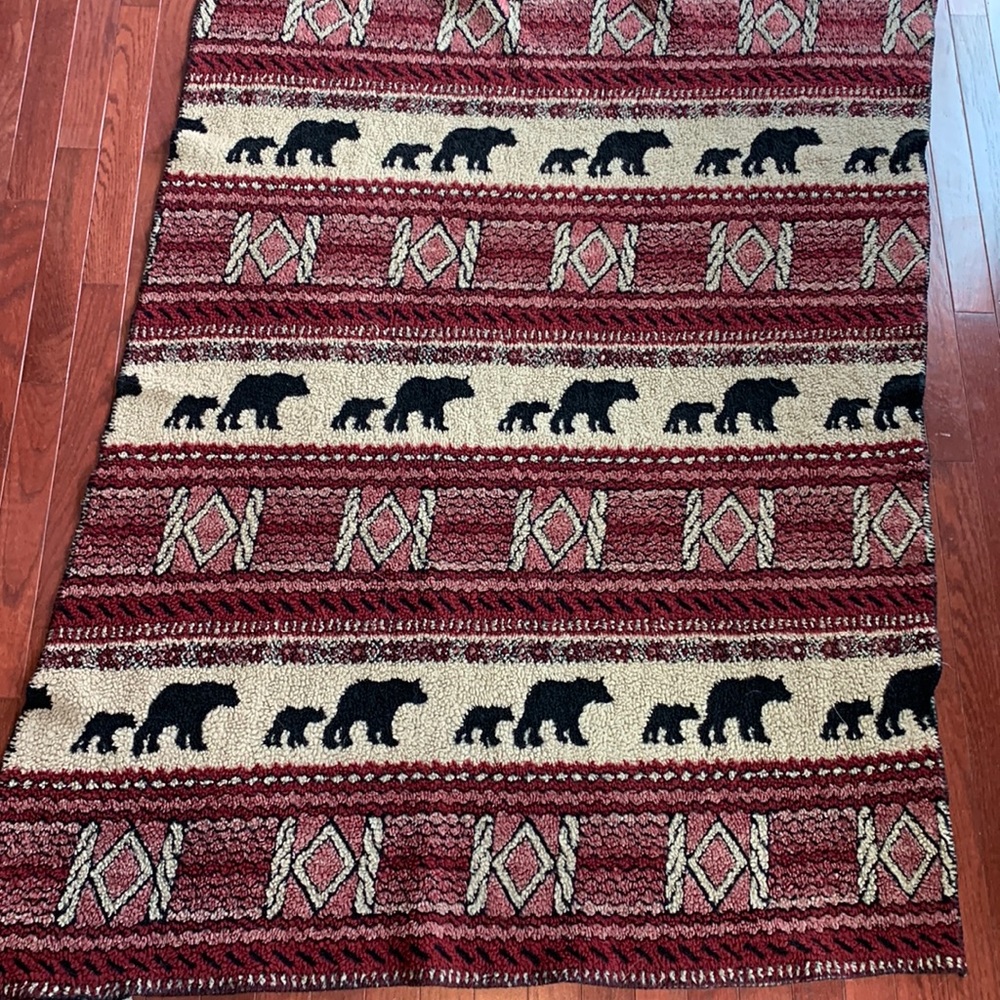 Woolrich Bear Sherpa Throw Blanket Rustic Cabin Lodge Burgundy Tan 48x50 Cozy